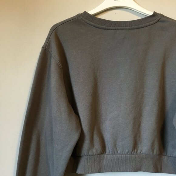 Soft Grey Preppy Aeropostale Cropped Fleecy Cotton Varsity Pullover Sweater - Picture 7 of 15